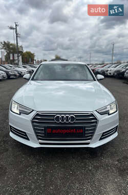 Седан Audi A4 2019 в  фото 2 Седан Audi A4 2019 в