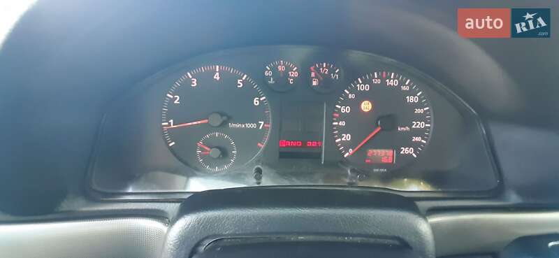 Седан Audi A4 1997 в Тернополе