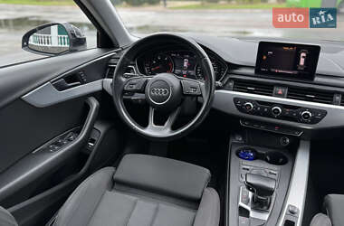 Универсал Audi A4 2018 в 