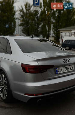 Седан Audi A4 2017 в 