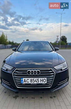 Седан Audi A4 2016 в 