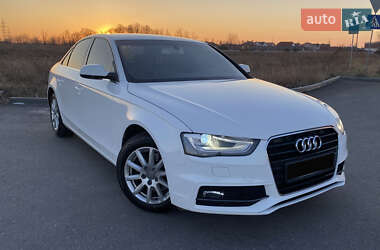 Седан Audi A4 2013 в Киеве
