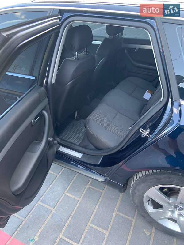 Универсал Audi A4 2006 в Первомайске