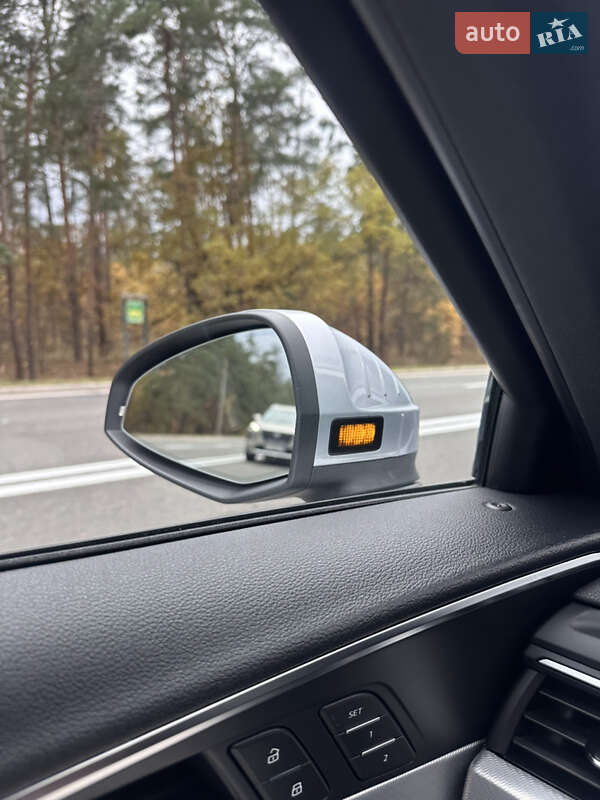 Седан Audi A4 2018 в Киеве