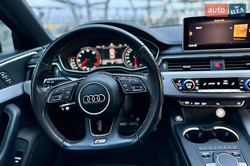 Седан Audi A4 2017 в Львові