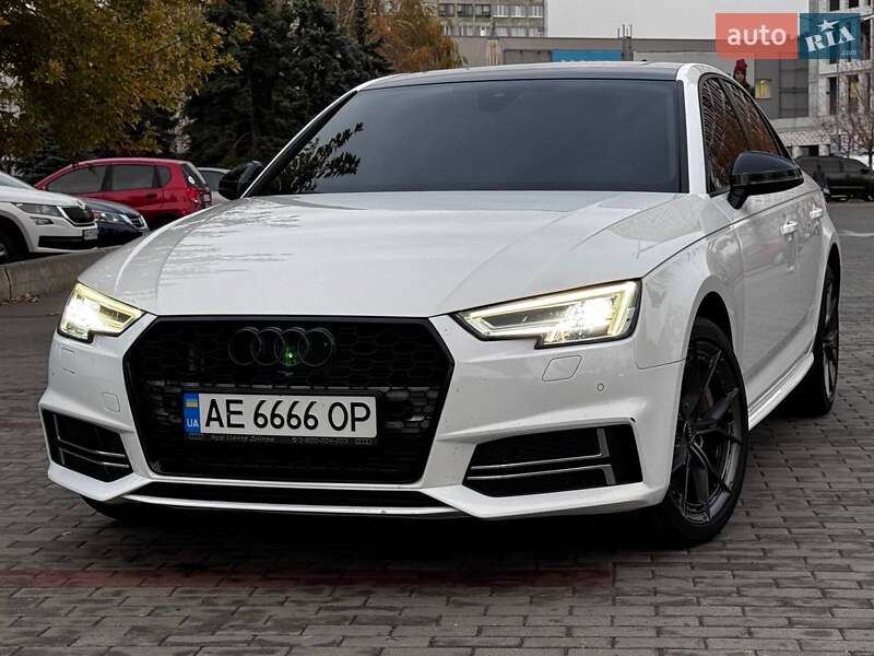 Audi A4 2017 Audi A4 2017