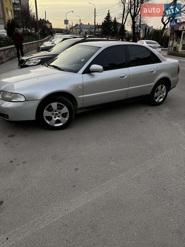 Седан Audi A4 2000 в Золочеві фото 11 Седан Audi A4 2000 в Золочеві
