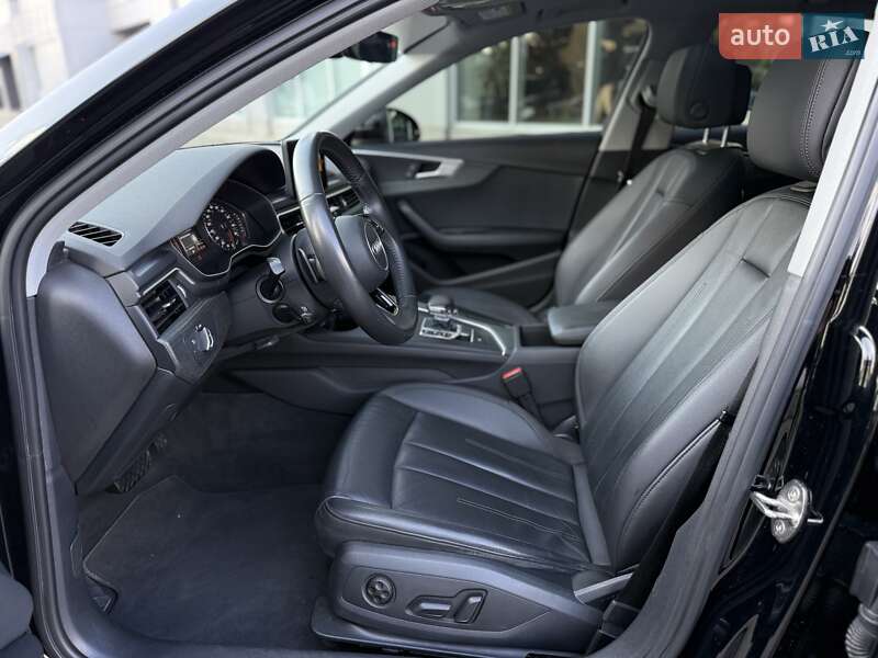 Седан Audi A4 2019 в Киеве