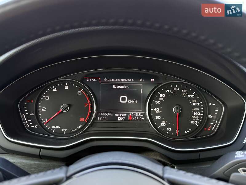 Седан Audi A4 2019 в Киеве