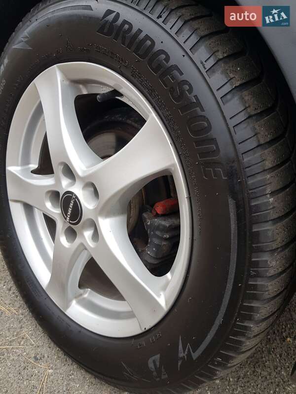 Седан Audi A4 2001 в Мене фото 16 Седан Audi A4 2001 в Мене