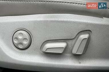 Седан Audi A4 2011 в  фото 17 Седан Audi A4 2011 в