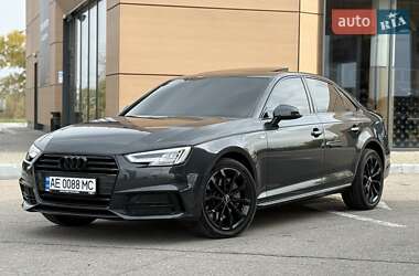 Седан Audi A4 2017 в Днепре