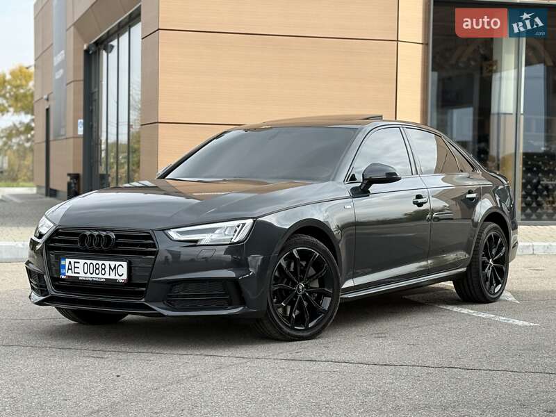 Audi A4 2017 Audi A4 2017