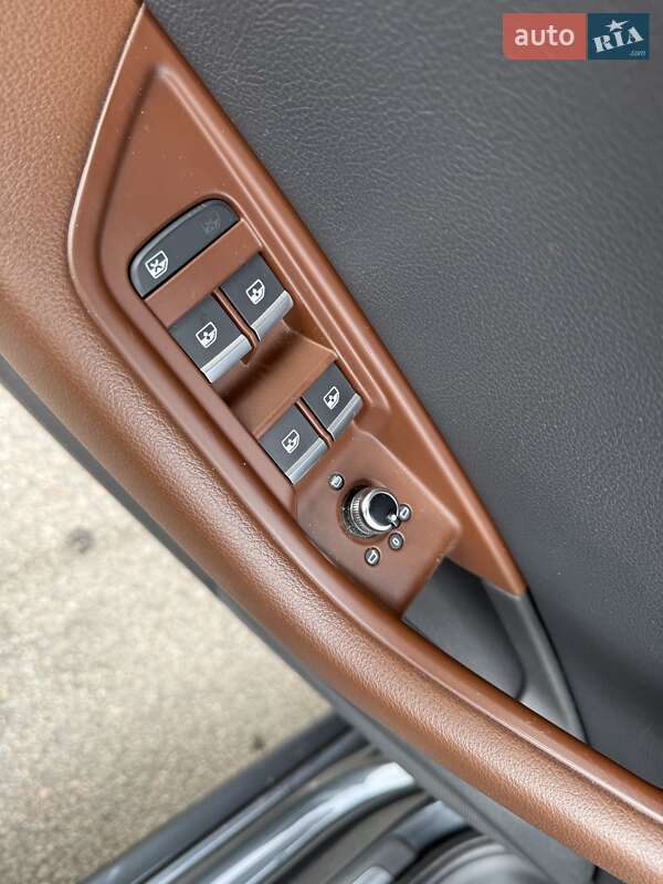 Седан Audi A4 2017 в Днепре