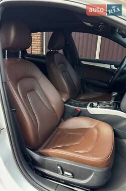 Седан Audi A4 2013 в 