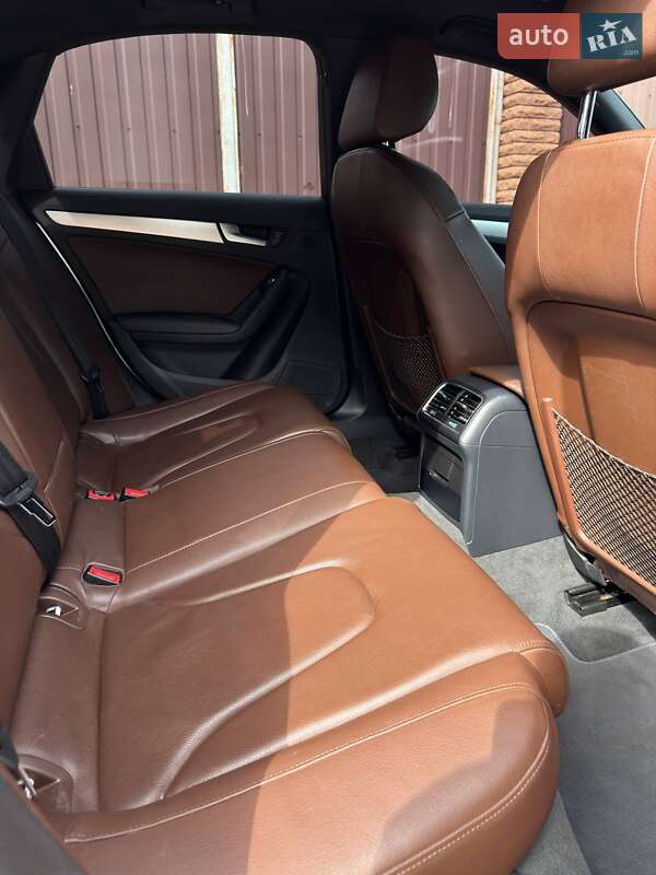 Седан Audi A4 2013 в Києві фото 18 Седан Audi A4 2013 в Києві
