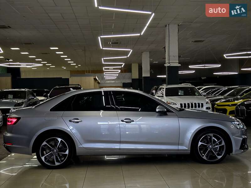 Седан Audi A4 2019 в Миколаєві