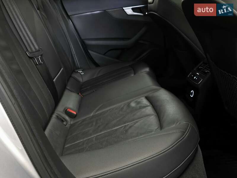 Седан Audi A4 2019 в Миколаєві