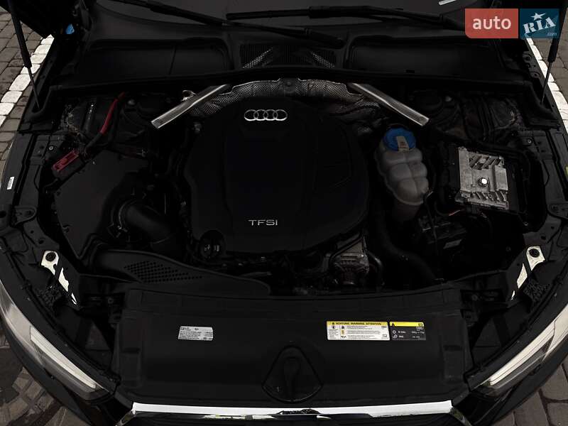 Седан Audi A4 2016 в Львове