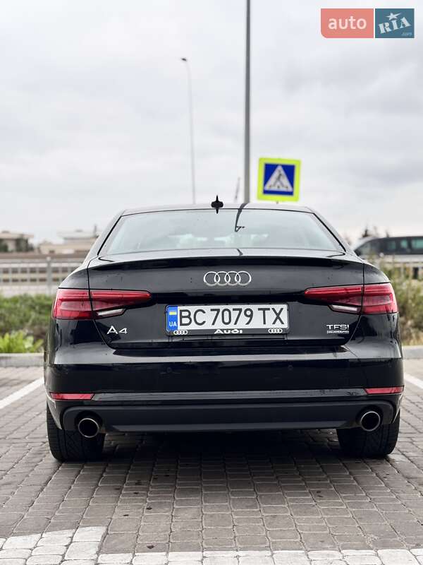 Седан Audi A4 2016 в Львове