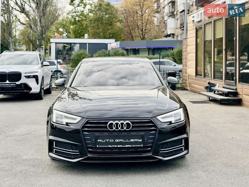 Седан Audi A4 2018 в Києві