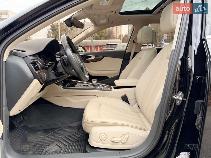 Седан Audi A4 2018 в Києві