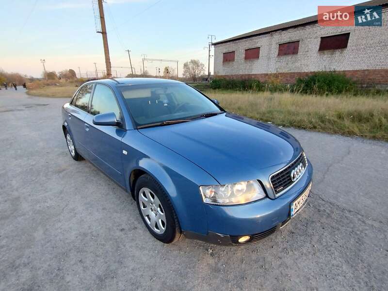 Седан Audi A4 2001 в Мирополі