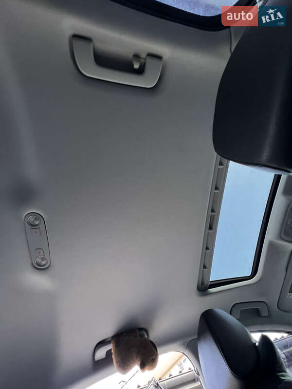 Седан Audi A4 2015 в Львові