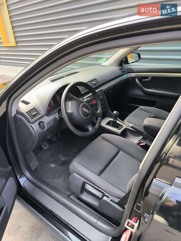 Седан Audi A4 2002 в Василькові