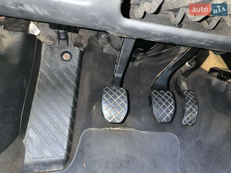 Седан Audi A4 2002 в Василькові