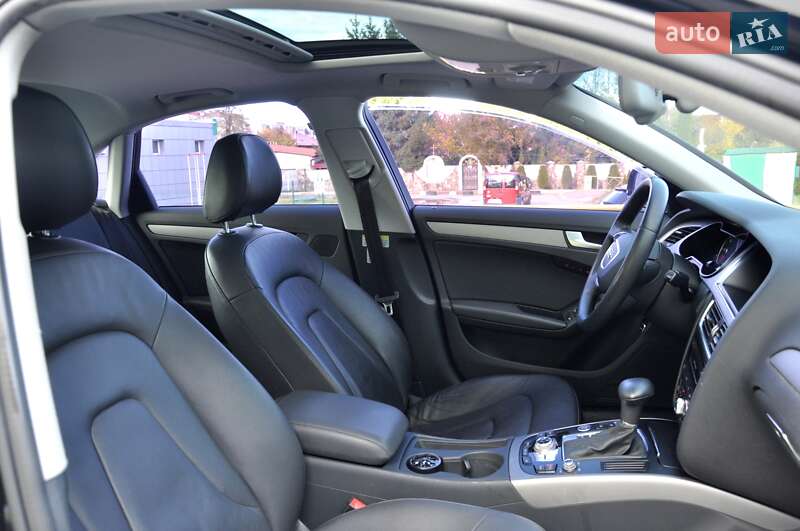 Седан Audi A4 2014 в Львові