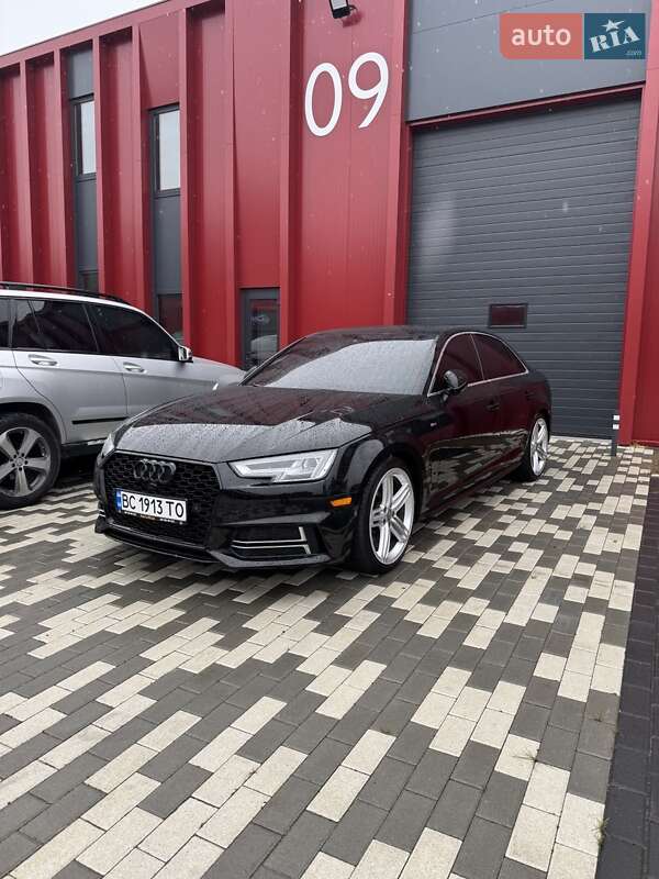 Седан Audi A4 2017 в Львове
