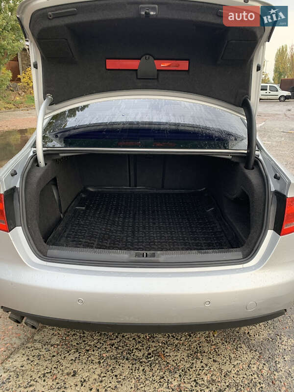 Седан Audi A4 2008 в Обухові