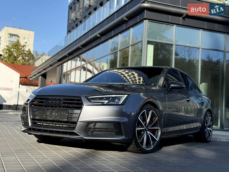 Audi A4 2017 Audi A4 2017