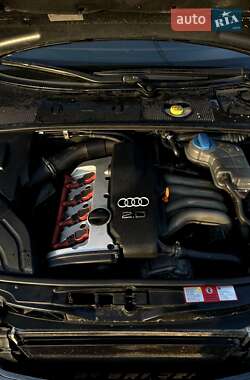 Седан Audi A4 2001 в Луцке