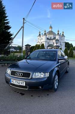 Седан Audi A4 2001 в Луцке