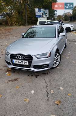 Седан Audi A4 2014 в Умані