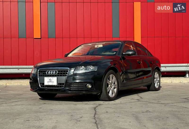 Седан Audi A4 2011 в Киеве
