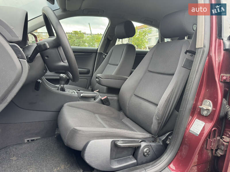Седан Audi A4 2003 в Луцке фото 25 Седан Audi A4 2003 в Луцке