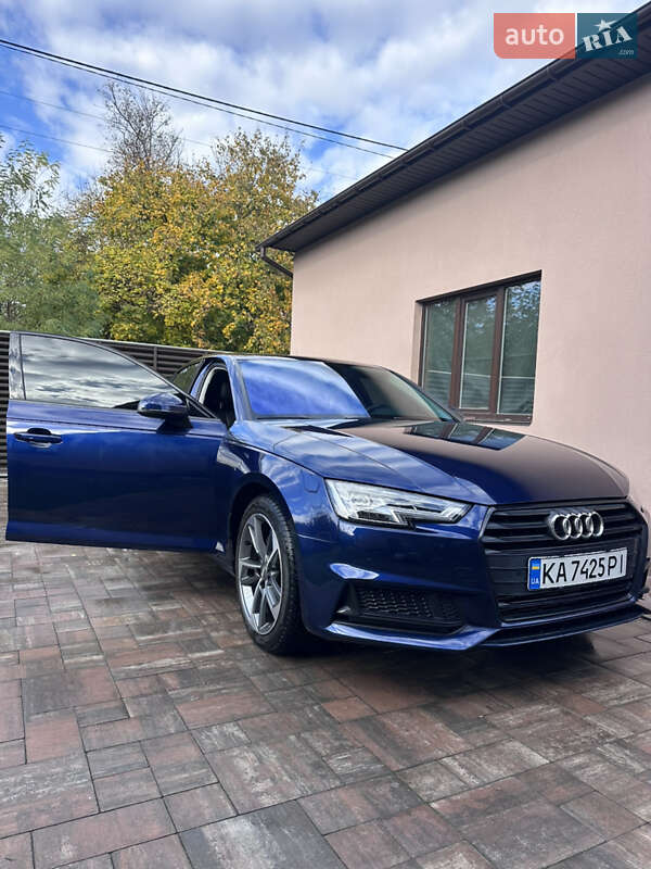 Седан Audi A4 2019 в Києві