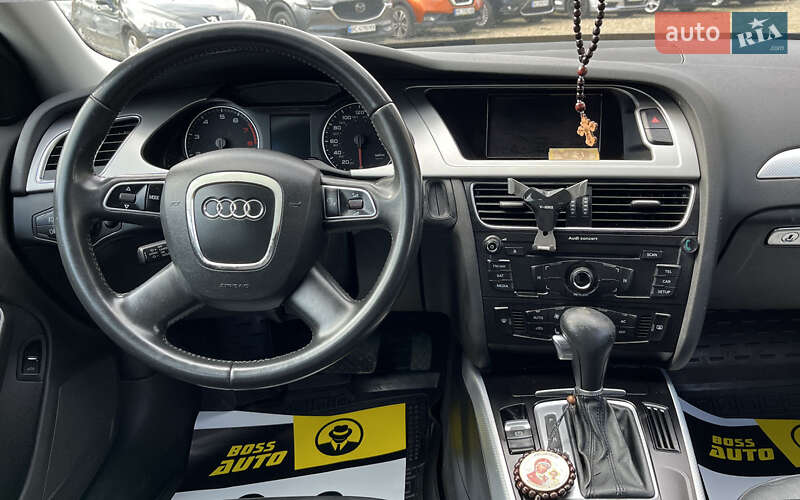 Седан Audi A4 2010 в Стрию
