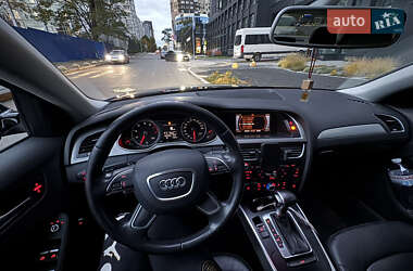 Седан Audi A4 2014 в Киеве