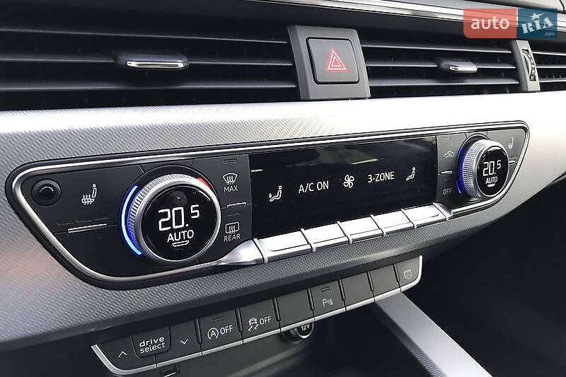 Универсал Audi A4 2017 в Киеве