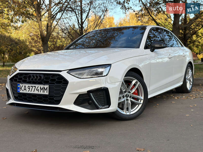 Седан Audi A4 2019 в Києві