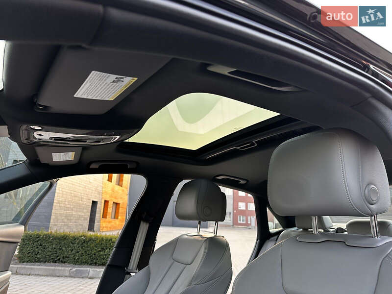 Седан Audi A4 2017 в Львові