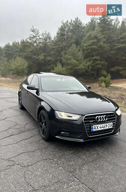 Седан Audi A4 2012 в Кременчуге