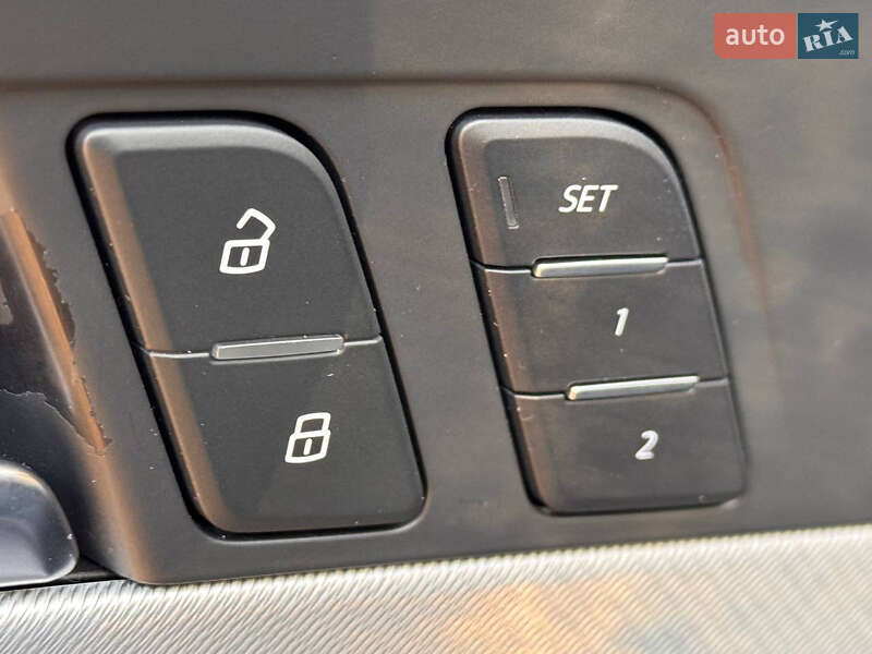 Седан Audi A4 2017 в Киеве фото 95 Седан Audi A4 2017 в Киеве
