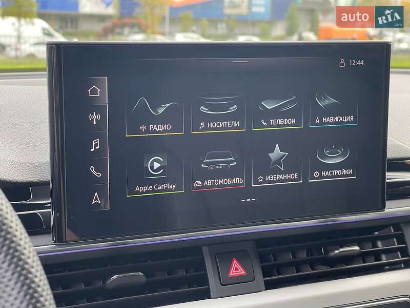 Седан Audi A4 2023 в Києві фото 48 Седан Audi A4 2023 в Києві