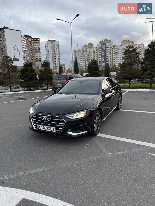 Седан Audi A4 2020 в Киеве