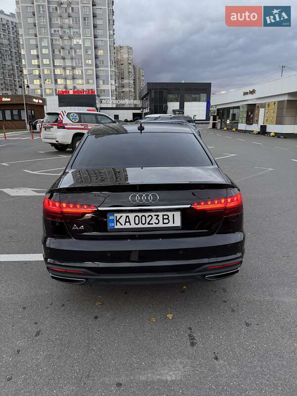 Седан Audi A4 2020 в Киеве